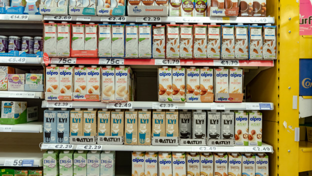 Alpro and Oatly speak out against extra taxes – News Meat & Protein